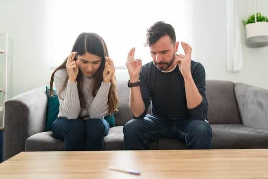 Back Pain And Discharge In Early Pregnancy