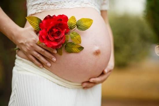 Can You Feel An Ectopic Pregnancy With Your Hand Can You Feel An Ectopic Pregnancy With Your Hand