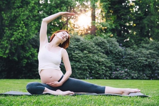 can you get a positive pregnancy test 2 weeks after intercourse