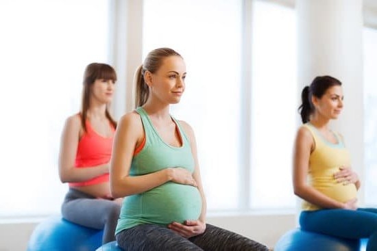 Clear White Stretchy Discharge Early Pregnancy