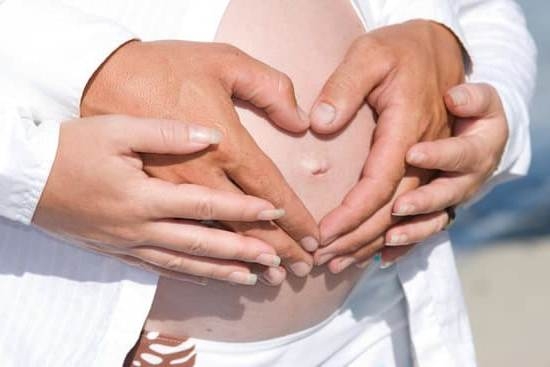 Cramping And Yellow Discharge Pregnancy