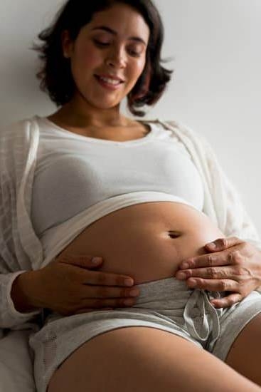 Creamy Discharge Pregnancy Symptom Creamy Discharge Pregnancy Symptom