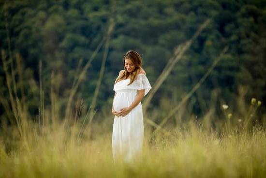 Creamy White Discharge And Pregnancy Creamy White Discharge And Pregnancy