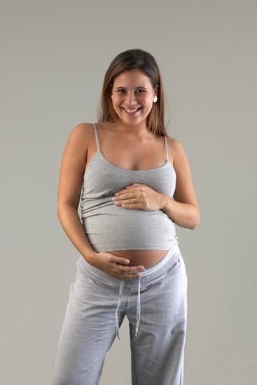 Early Pregnancy And Watery Discharge