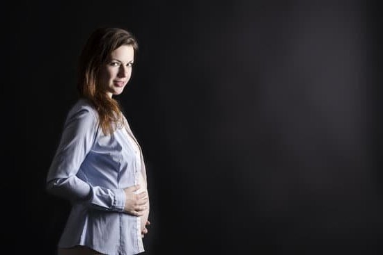Excessive White Discharge Sign Of Pregnancy