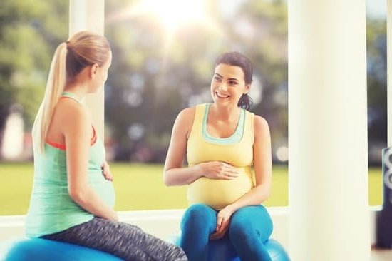 Is Brown Discharge Normal During Pregnancy 12 Weeks Is Brown Discharge Normal During Pregnancy 12 Weeks