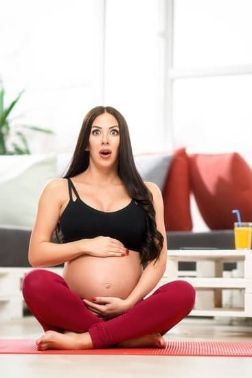 Is Discharge From One Nipple Is Early Pregnancy Or Periods