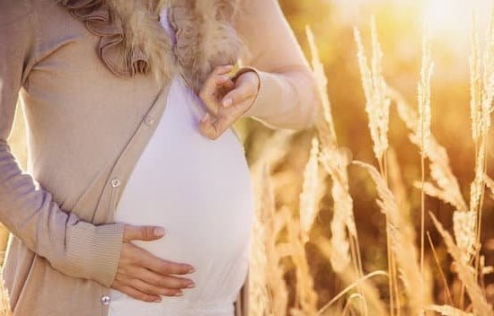 Light Brown Discharge In Early Pregnancy