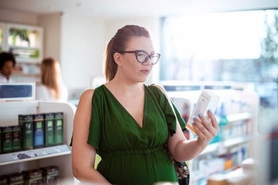 Little Bit Of Yellow Discharge During Pregnancy