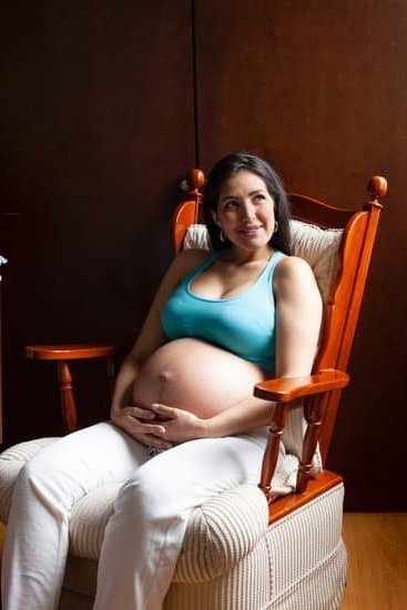 Pregnancy Brown Discharge Early