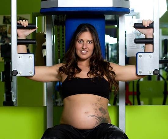 Red Discharge Pregnancy Red Discharge Pregnancy