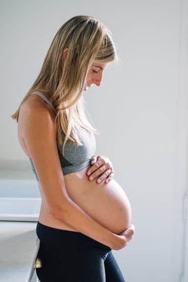 Sticky Red Discharge During Pregnancy Sticky Red Discharge During Pregnancy