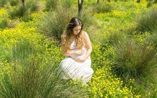 Watery Clear Discharge During Pregnancy Watery Clear Discharge During Pregnancy