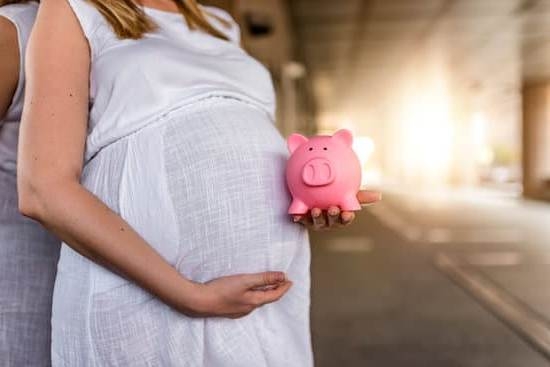 What Causes Watery Discharge In Pregnancy