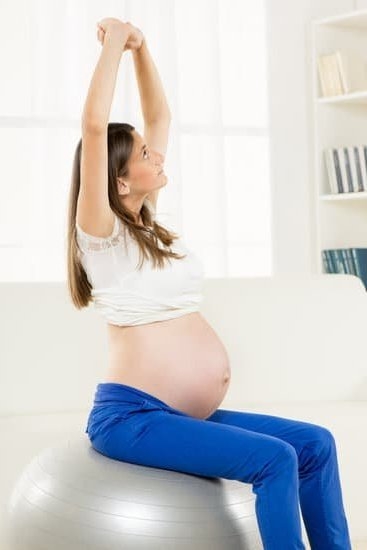 What Causes Yellowish Discharge In Pregnancy