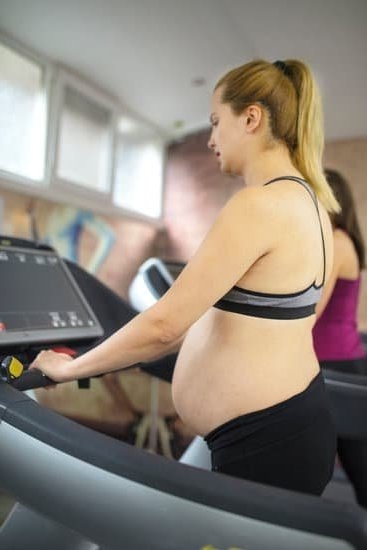 When Does Nipple Discharge Occur During Pregnancy