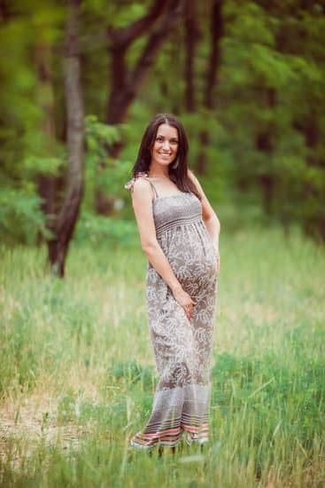 White Creamy Discharge Is A Sign Of Pregnancy White Creamy Discharge Is A Sign Of Pregnancy