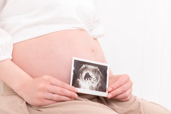 White Thick Discharge During Pregnancy First Trimester