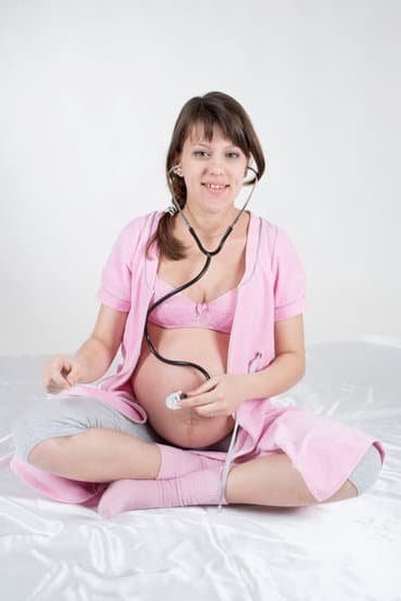 6 Week Pregnancy White Discharge