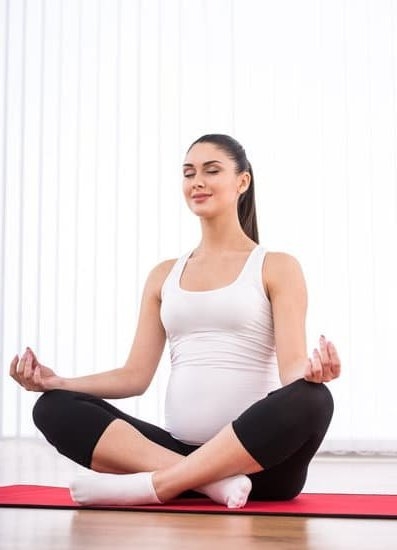 A White Discharge During Early Pregnancy A White Discharge During Early Pregnancy