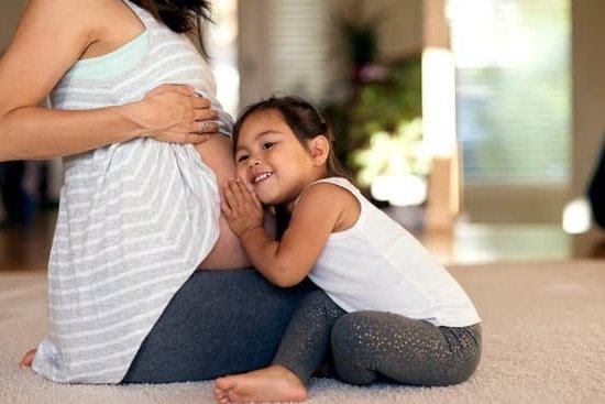 Brown Mucus Discharge During Pregnancy 6 Weeks