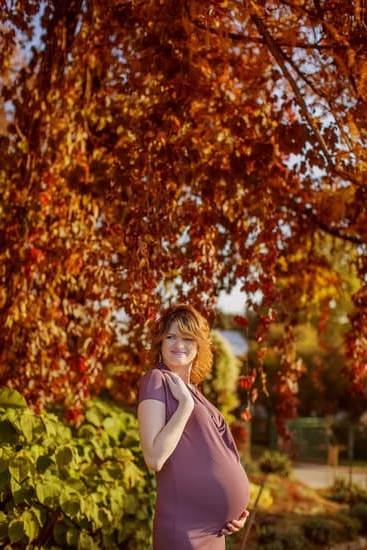 Brownish Discharge And Cramps During Early Pregnancy