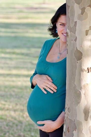 Clear Discharge During Pregnancy 10 Weeks