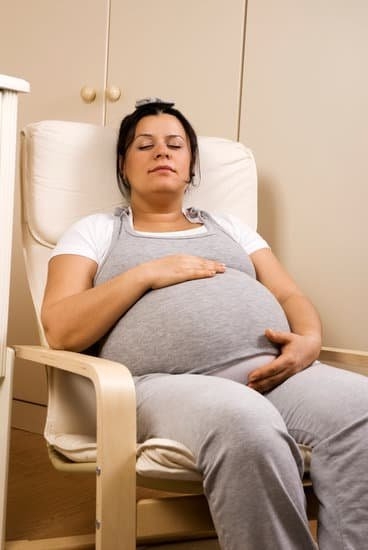 Constant Discharge In Pregnancy Constant Discharge In Pregnancy