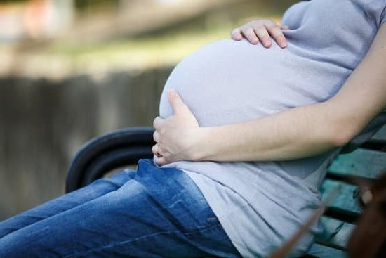 During Pregnancy White Discharge In Hindi