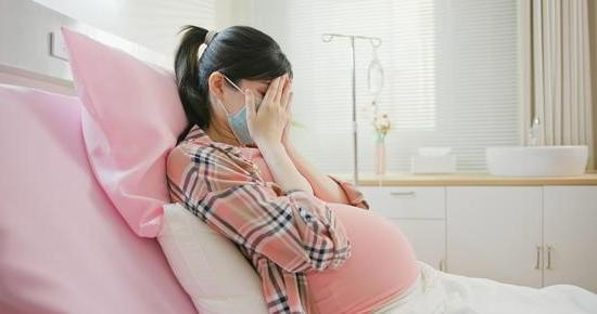 Early Pregnancy Discharge In The A.M