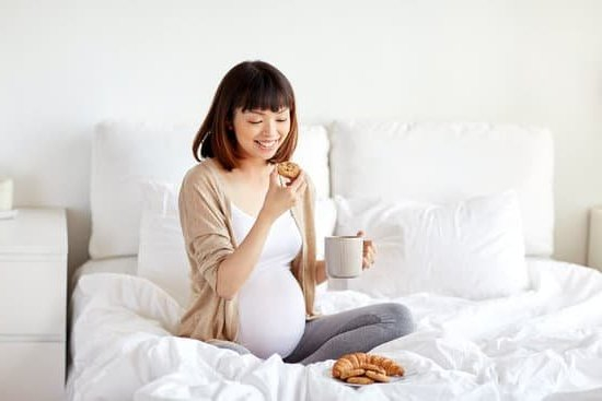 Early Pregnancy Discharge Smells Like Ammonia Early Pregnancy Discharge Smells Like Ammonia