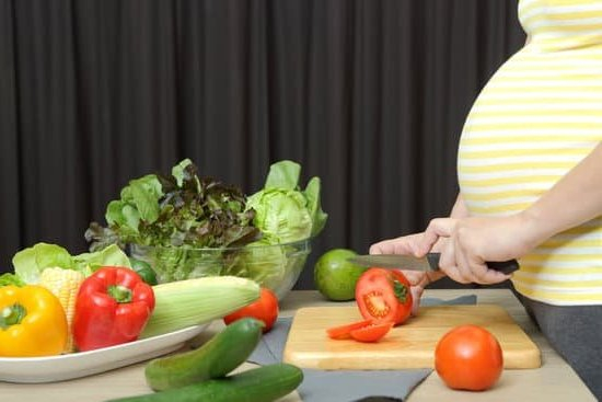 Greenish Chunky Discharge During Pregnancy