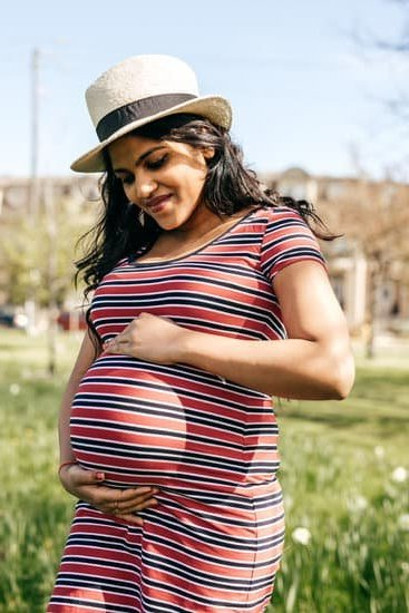 Greenish Yellow Discharge Late Pregnancy