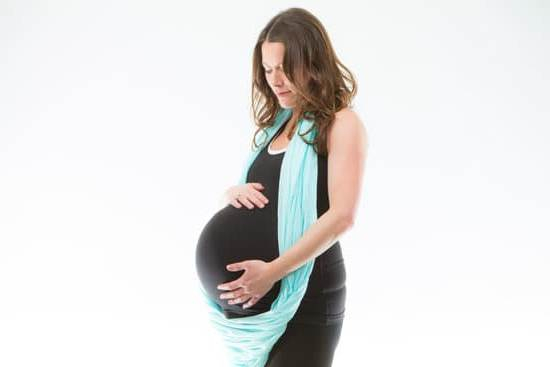How Far Along In Pregnancy Does Discharge Start How Far Along In Pregnancy Does Discharge Start