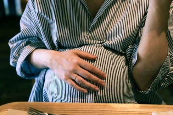 how to get rid of itchy throat and cough while pregnant