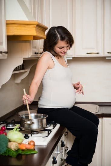 Abs During Pregnancy | You Getting Pregnant