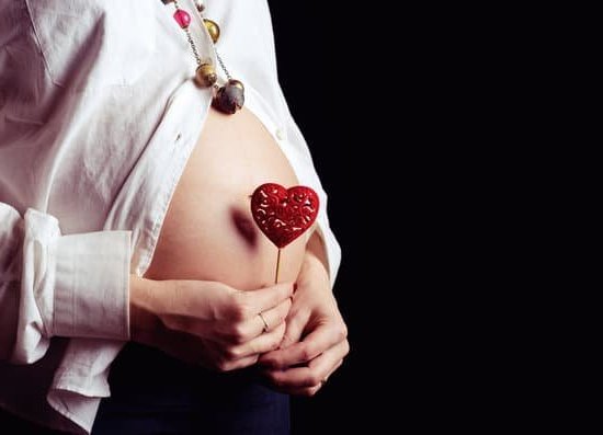 Comprehensive Pregnancy Nutrition Pamphlet: Essential Guide for Expecting Mothers
