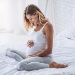 Common nutrition concerns during pregnancy: balanced diet, prenatal vitamins, hydration, and weight gain