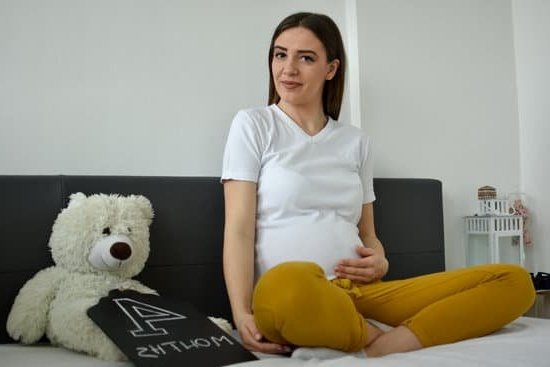 Nutritional Needs During Pregnancy PowerPoint: Understanding the Essential Dietary Requirements for Expectant Mothers