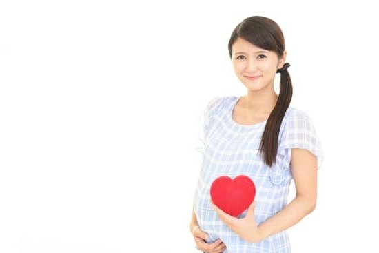 Pregnancy nutrition tracking on MyFitnessPal app for healthy eating during pregnancy