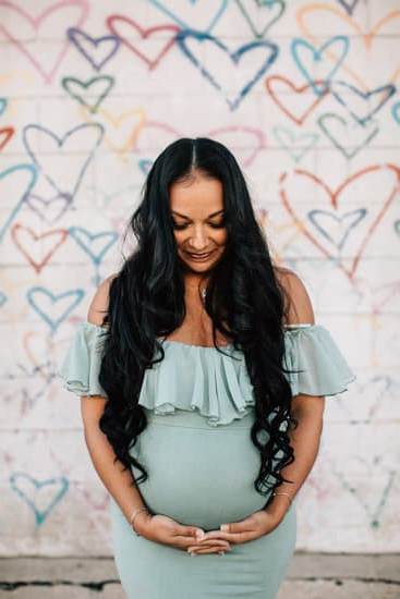 Watermelon Nutrition and Pregnancy Learn about watermelon nutrition and its benefits during pregnancy