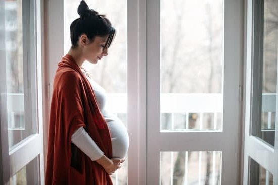 Heartburn relief tips for pregnancy: Managing Heartburn during Pregnancy with Diet and Lifestyle