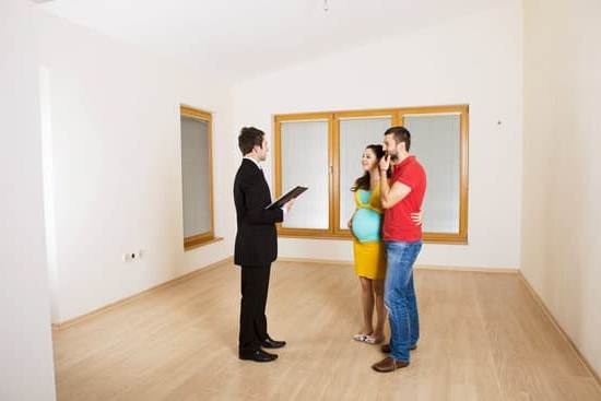 Cervical Mucus Early Pregnancy Clear, stretchy cervical mucus: a sign of early pregnancy