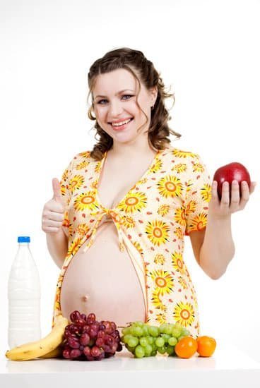 Cream Pie Pregnancy Delicious cream pie with pregnancy-friendly ingredients, perfect for expecting mothers