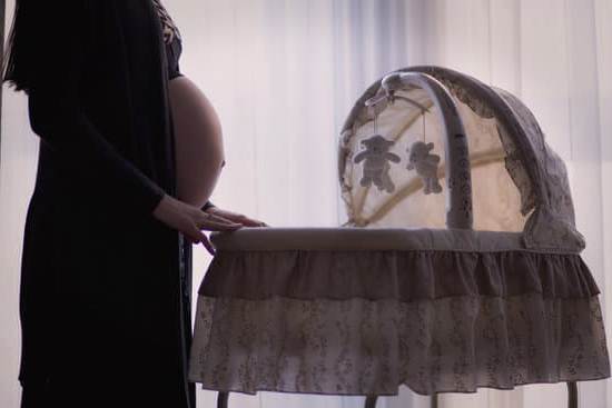 Anemia in pregnancy: importance of iron-rich diet, prenatal vitamins, and regular check-ups for expectant mothers