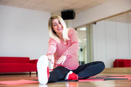 Pregnancy Symptoms Week by Week Pregnancy Symptoms Week by Week: Understanding Changes in Your Body as Your Pregnancy Progresses