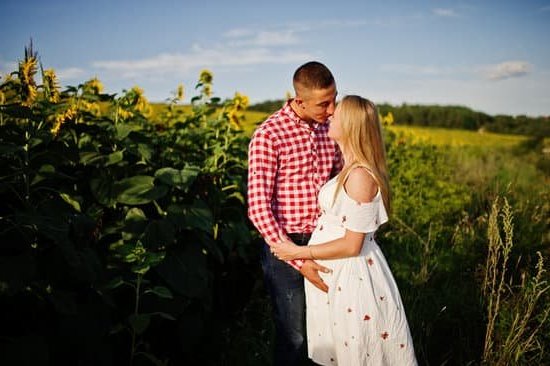 Discharge in Early Pregnancy What to Expect and When to Seek Medical Advice