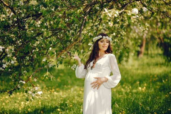 A Guide for Expecting Mothers