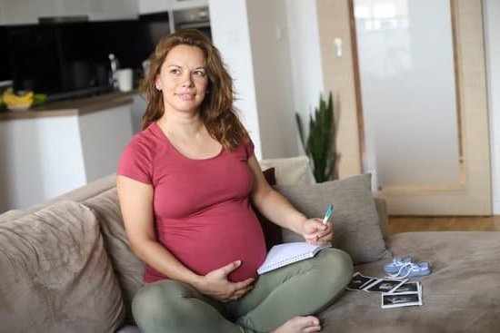 Signs Milk Is Coming in During Pregnancy breast soreness, leaking, and increased breast size