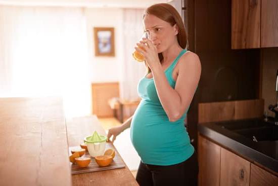 What Causes a Subchorionic Hemorrhage in Early Pregnancy potential causes and risks